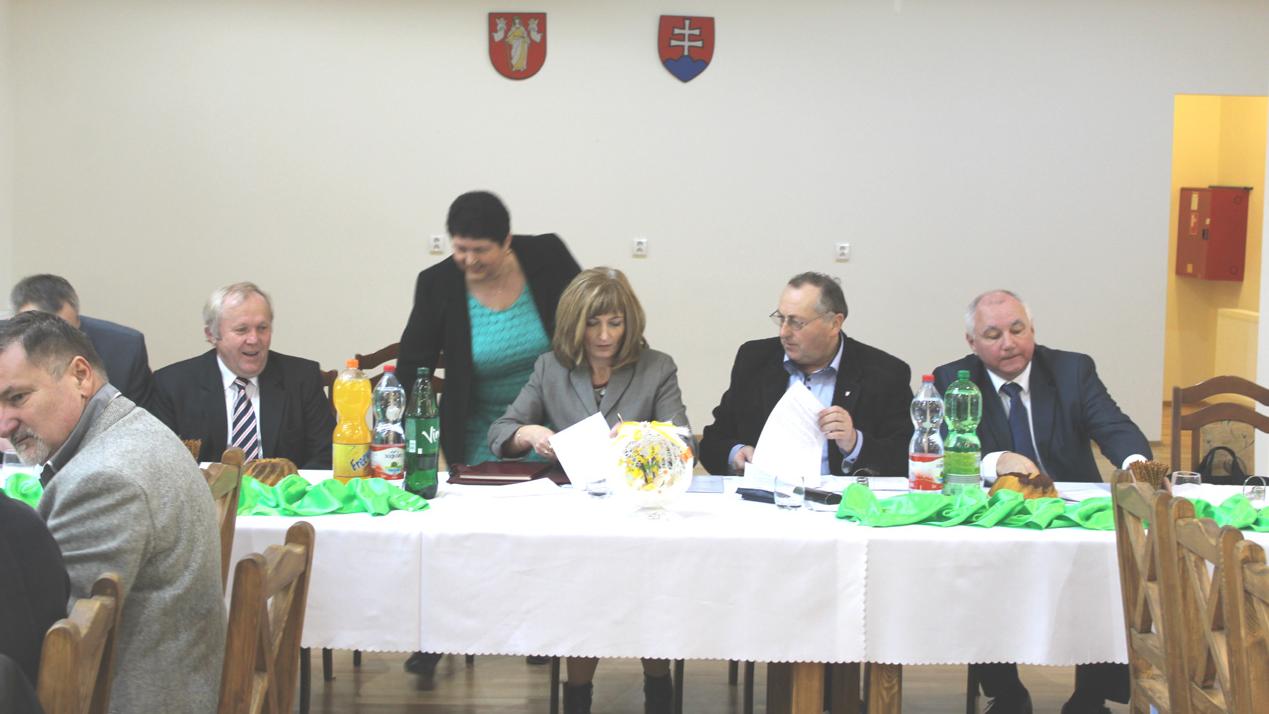 Starostov a primátorov v šarišskom regióne „tlačí“ najmä legislatíva