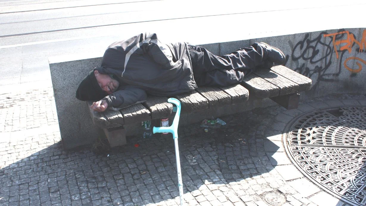 Dúbravka do upratovania zapojí ľudí bez domova