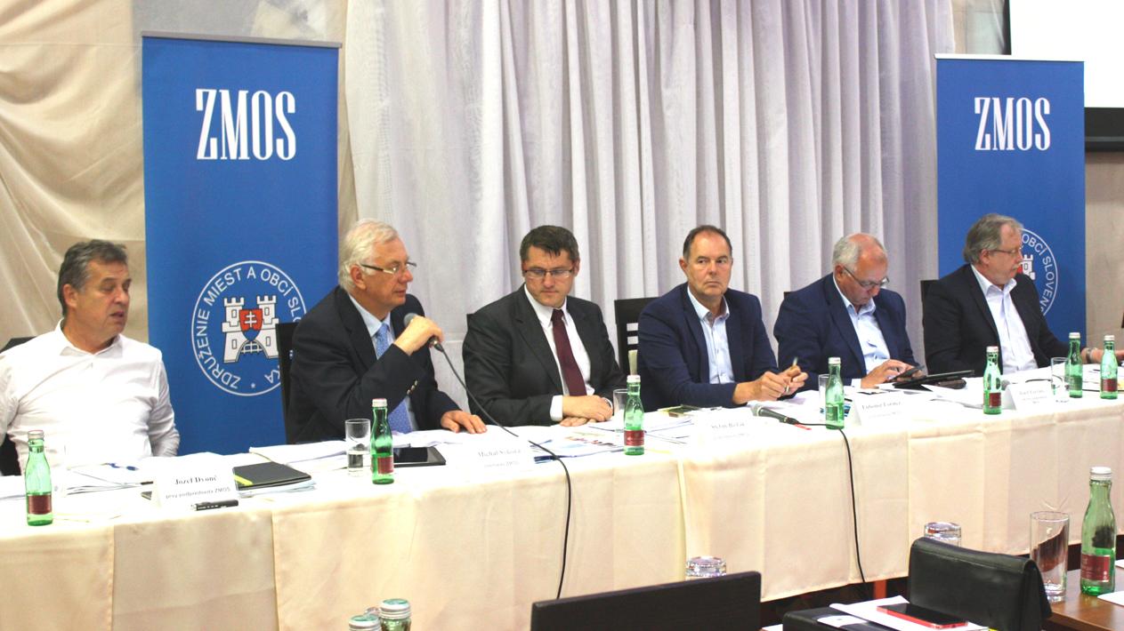 Prvé rokovanie Rady ZMOS po májovom 27. sneme ZMOS sa konalo v Dunajskej Strede