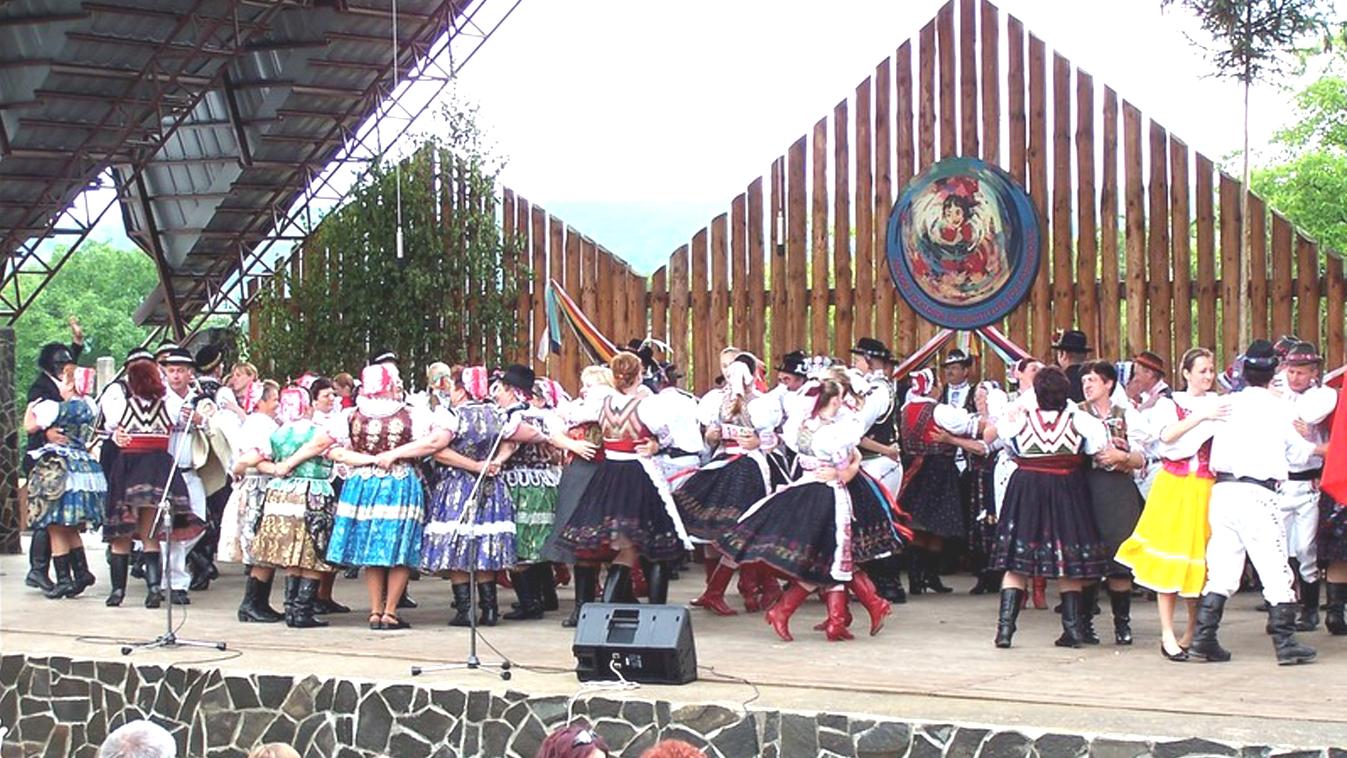 Abovské slávnosti lákajú folklórom, zábavou i gulášom 