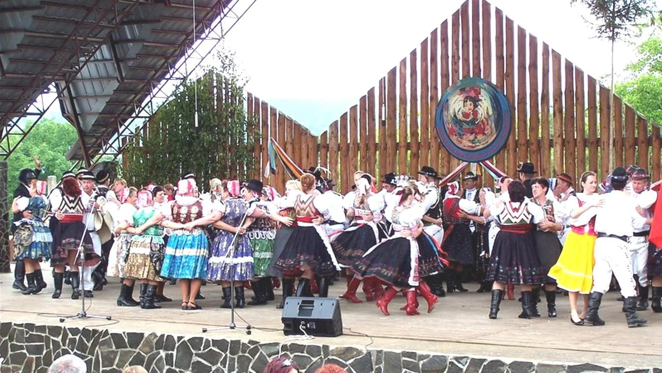 Abovské slávnosti lákajú folklórom, zábavou i gulášom