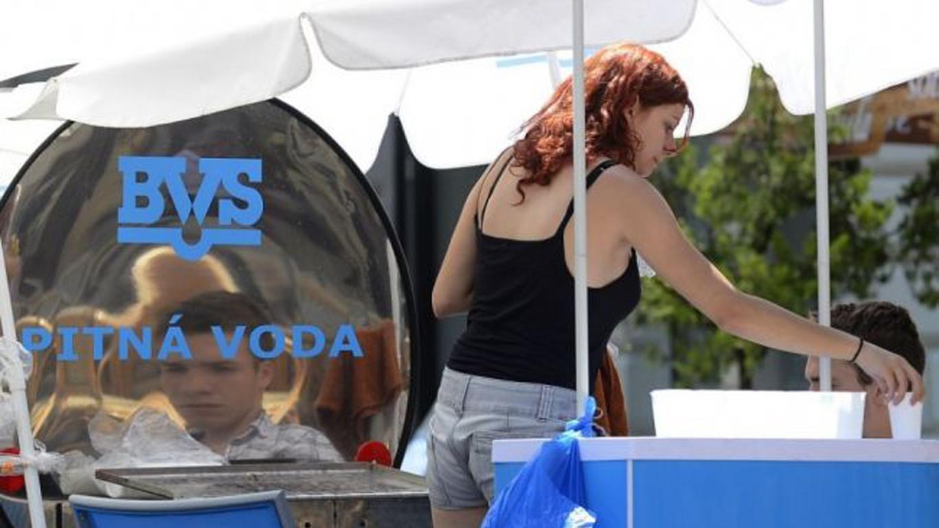 V Bratislave budú počas horúcich letných dní cisterny s pitnou vodou 
