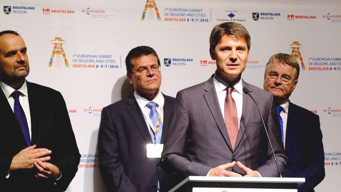 Bratislava zvládla funkciu hostiteľského mesta samitu na jednotku