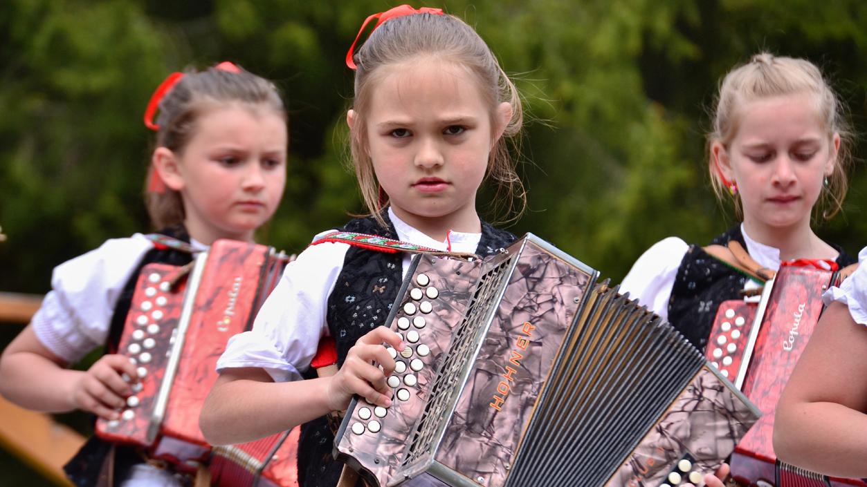 Prezentácia folklóru z Novej Bystrice v Skanzene Nová Bystrica - Vychylovka