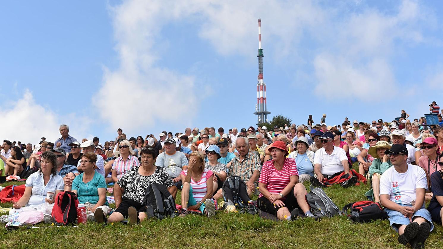 Bratské národy sa opäť stretli na najvyššom vrchu Bielych Karpát
