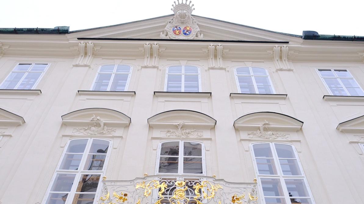 Fasáda Mirbachovho paláca v Bratislave je už zreštaurovaná 