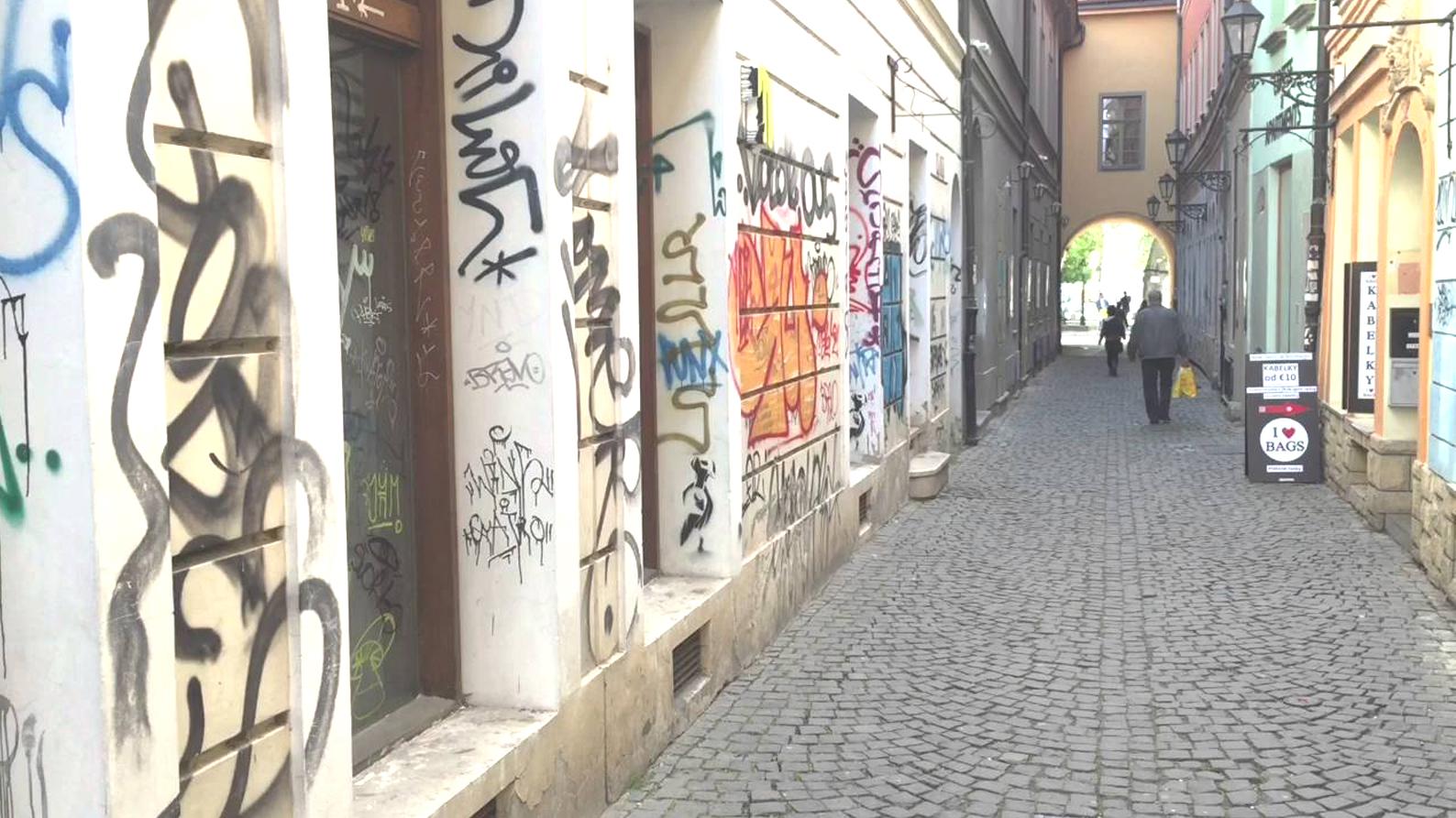 Sprejerstvo by malo byť trestané bez ohľadu na výšku škody 