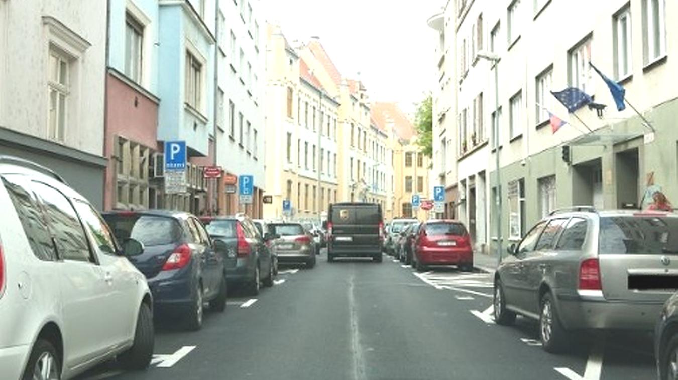 Hlavné mesto SR Bratislava zverejnilo návrh VZN k parkovacej politike