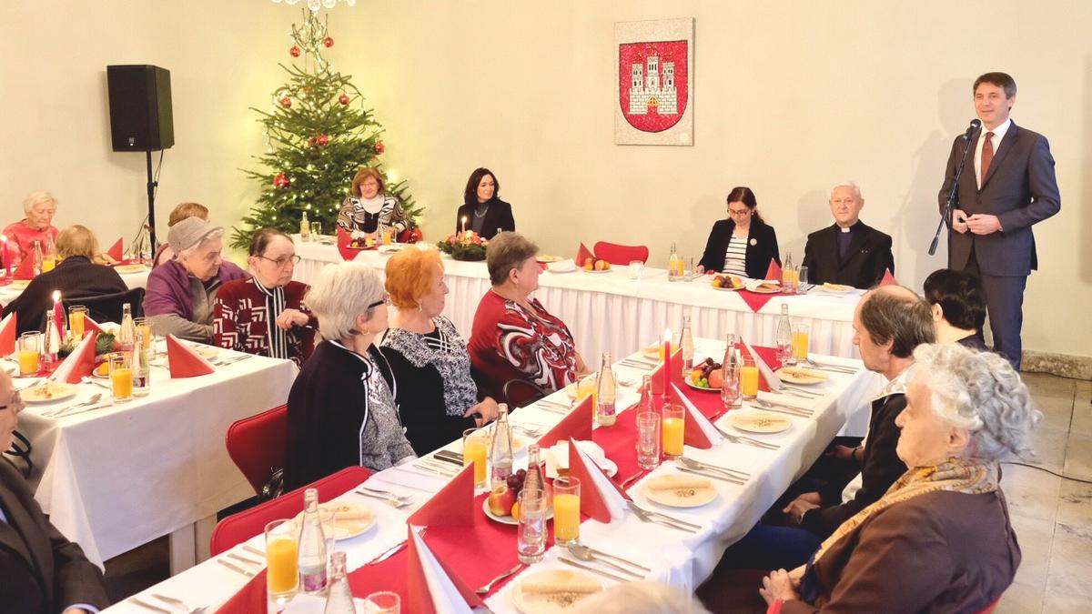Vianočné stretnutie s osamelými Bratislavčanmi
