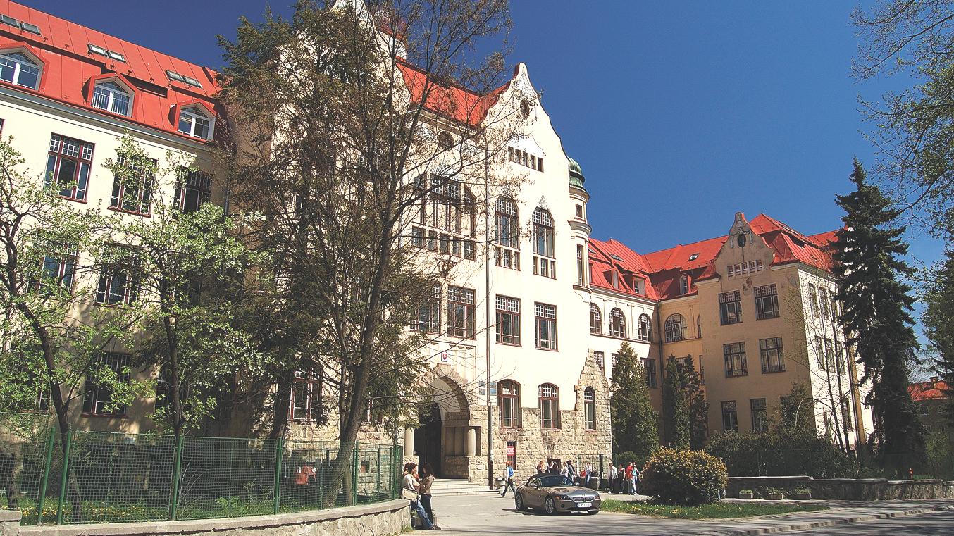 Na pôde Ekonomickej fakulty UMB otvoria detský kútik