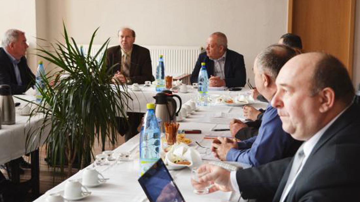 Finančná sekcia o daniach, školstve, rozpočtových pravidlách aj informatizácii