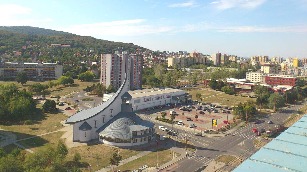 V Dúbravke sa musí stavať, apeluje ministerstvo dopravy 