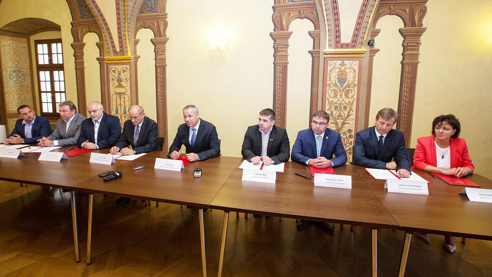 Iniciatíva stredné Slovensko zatlačí na severojužné prepojenie, spustí aj petíci