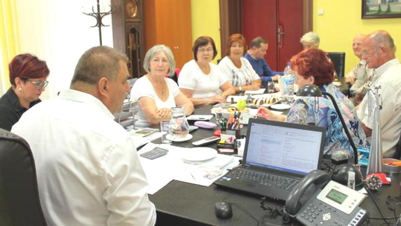 Na mestskom úrade zasadala Rada seniorov