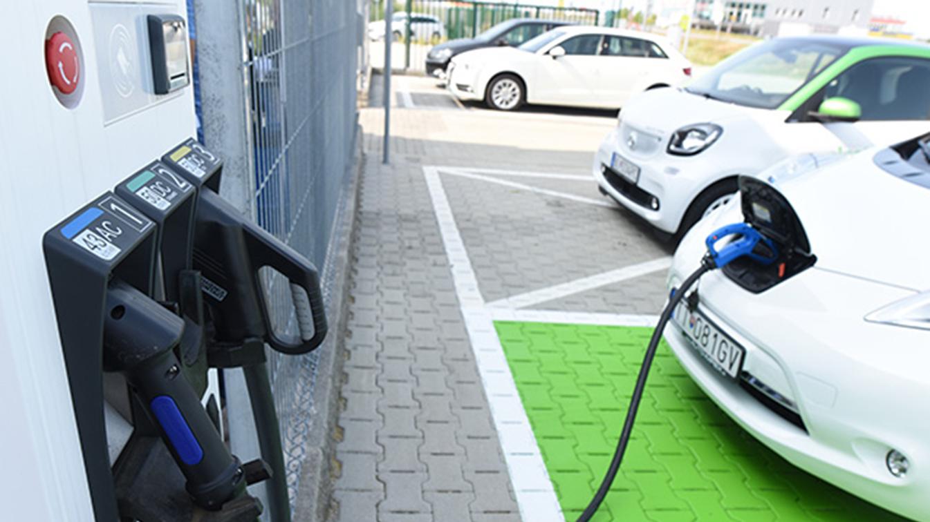 Podľa primátora Bročku bude mesto lídrom v podpore elektromobility 