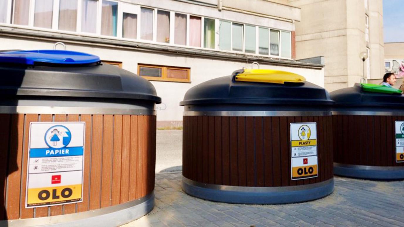 Pri Pentagone vo Vrakuni vybudovali polopodzemné kontajnery 