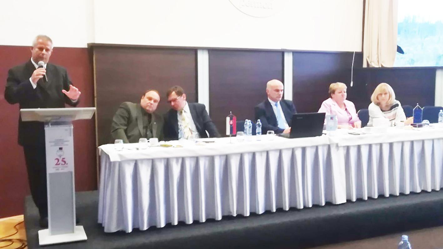 Akreditované špecializované modulárne vzdelávanie pre kontrolórov opäť pokračuje