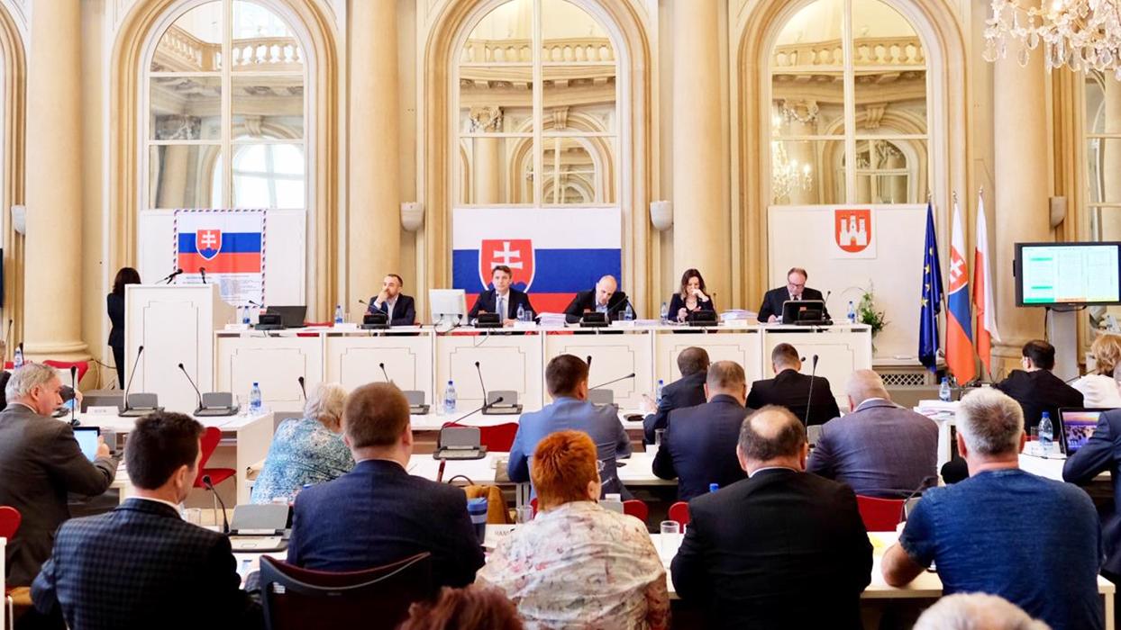 Bratislavskí poslanci schválili zriadenie mestskej mediálnej komisie 