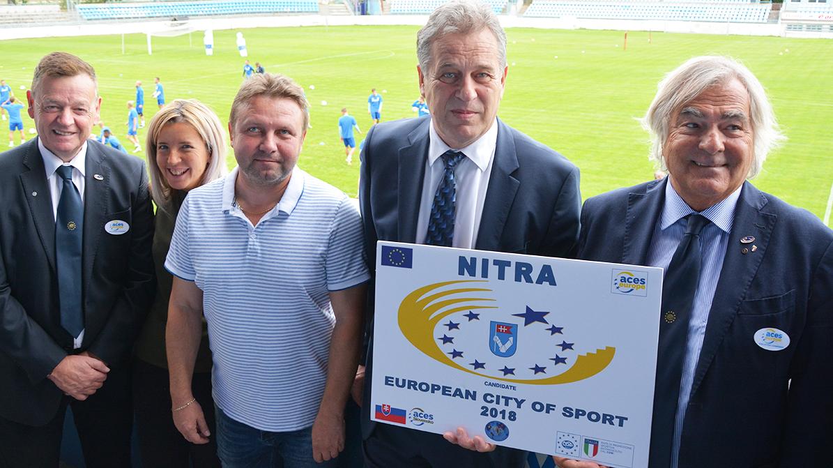 Nitra už má vlajku aj certifikát o získaní titulu Európske mesto športu 2018
