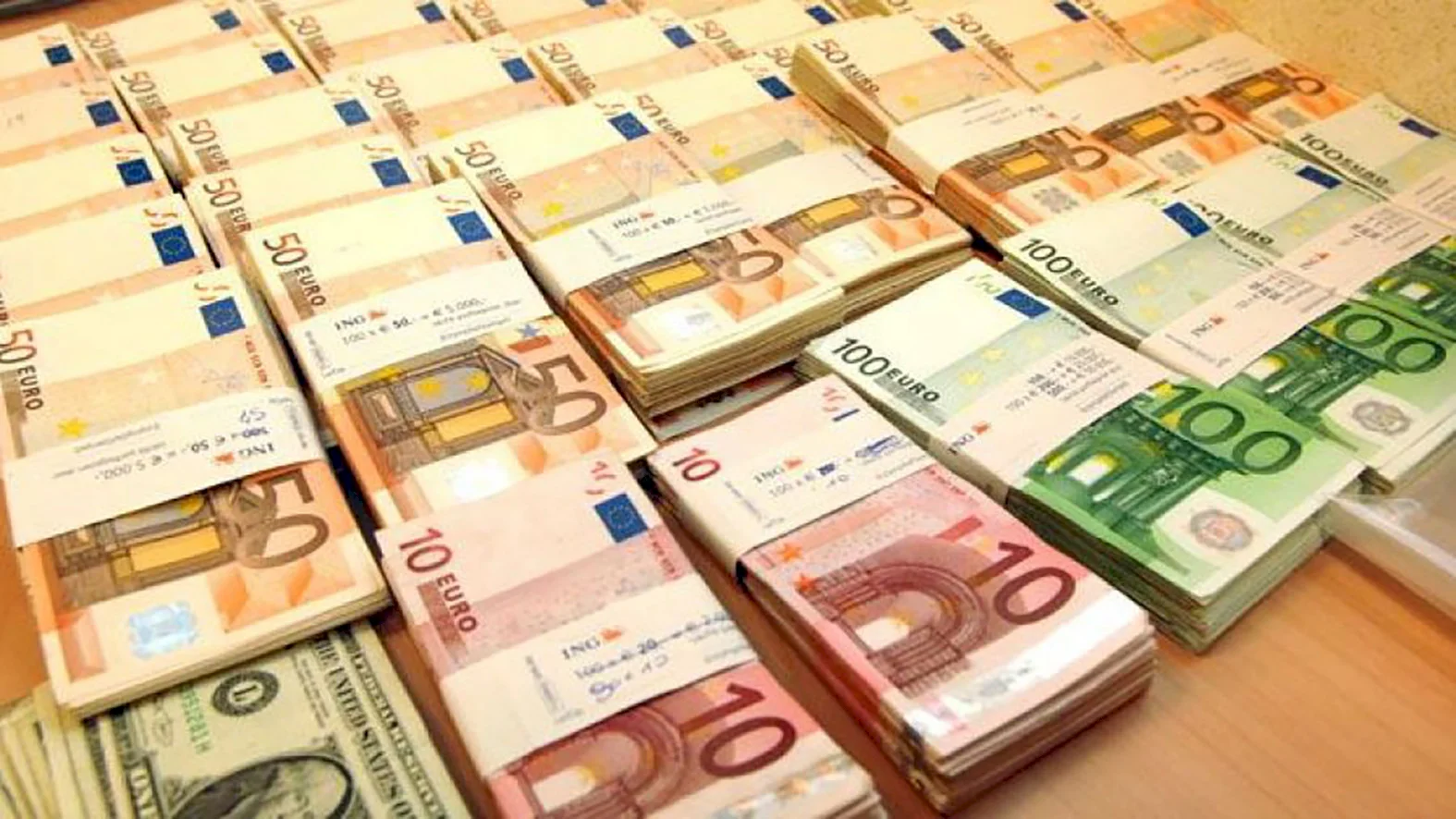 Zadlženosť mesta klesla, v roku 2017 dosiahlo príjmy 16,7 milióna eur 