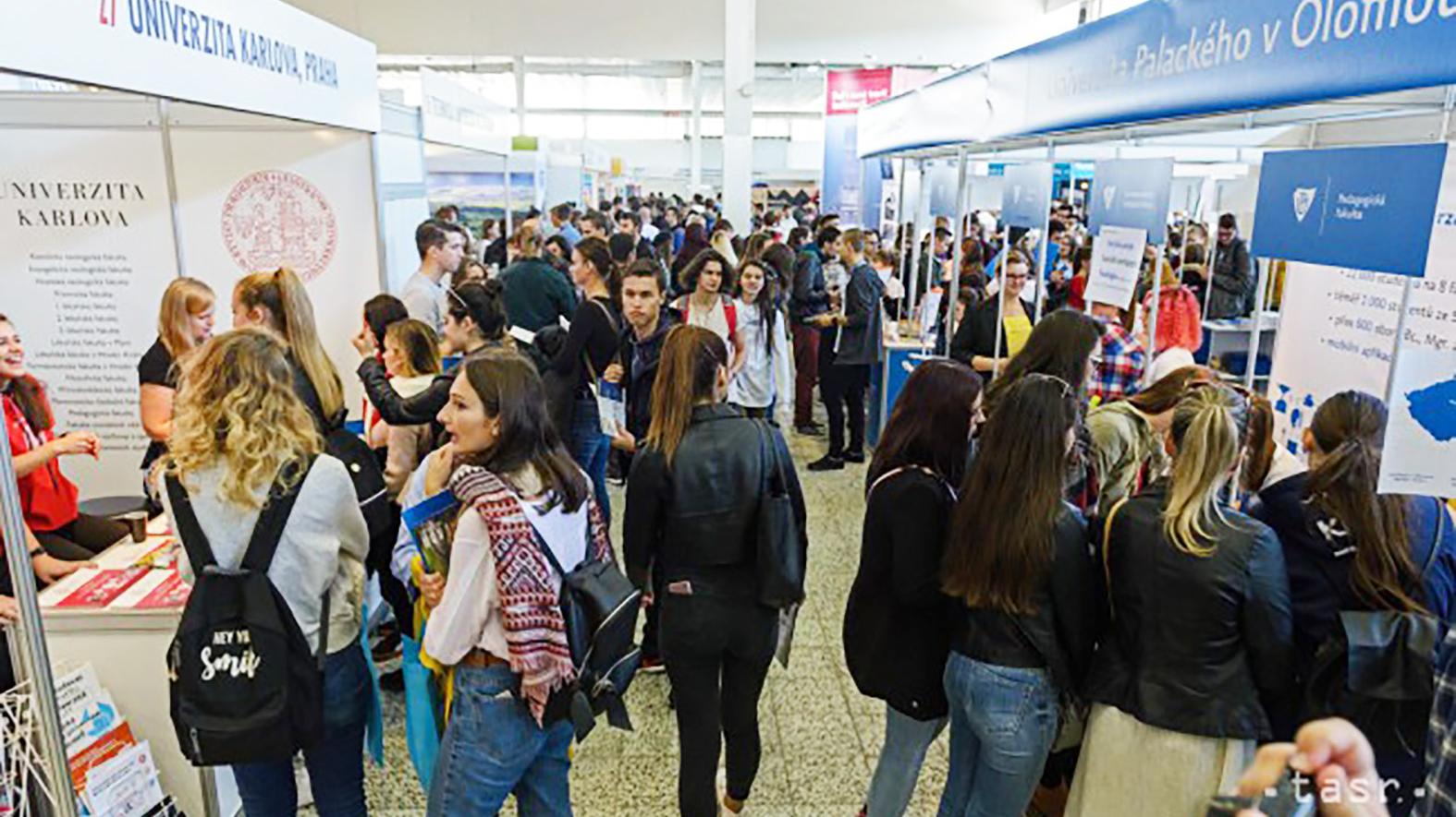Veľtrh Gaudeamus navštívilo takmer 6000 študentov stredných škôl 