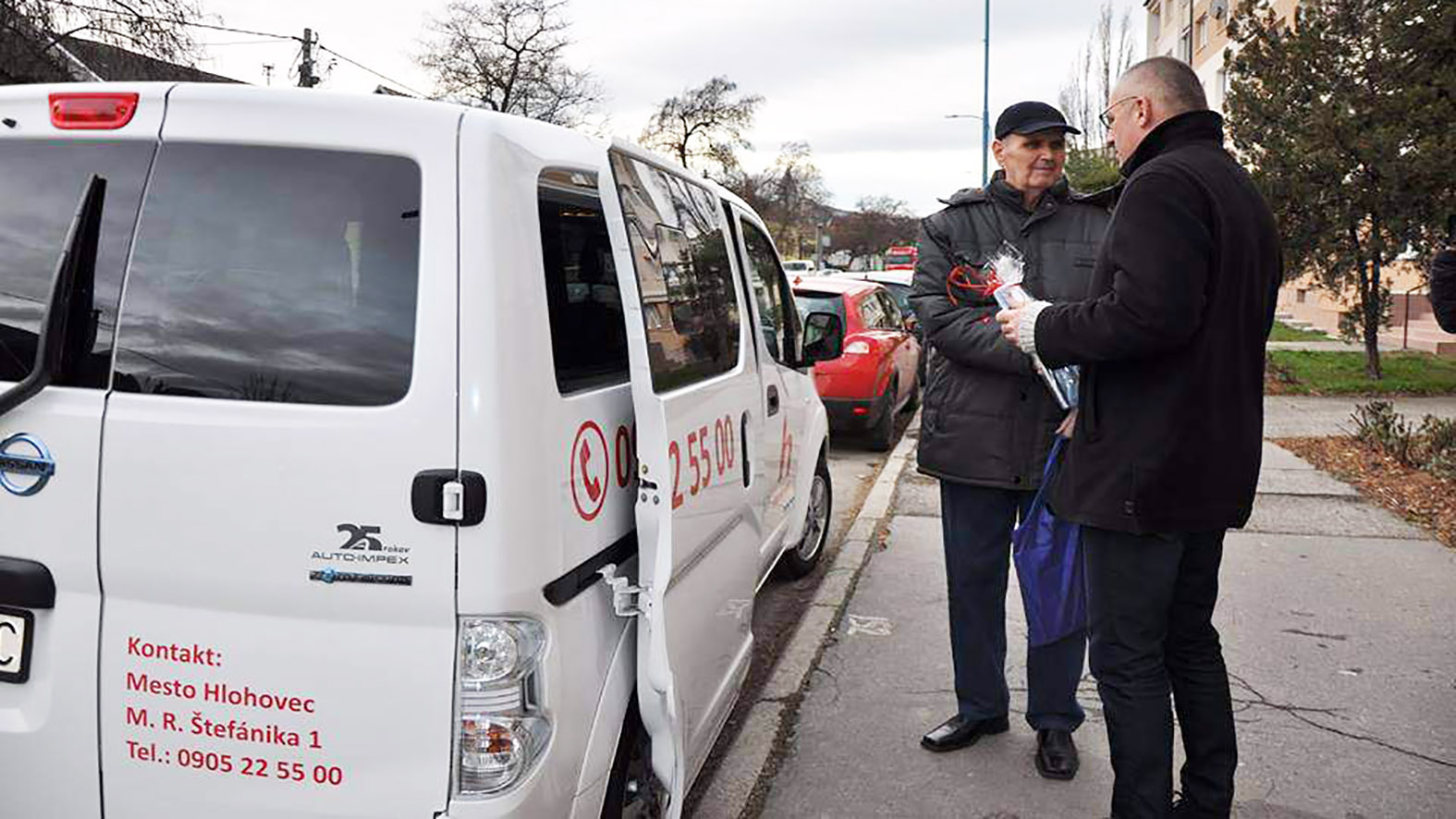 Na 3000 jázd spotreboval elektrický sociálny taxík energiu za 253 eur 