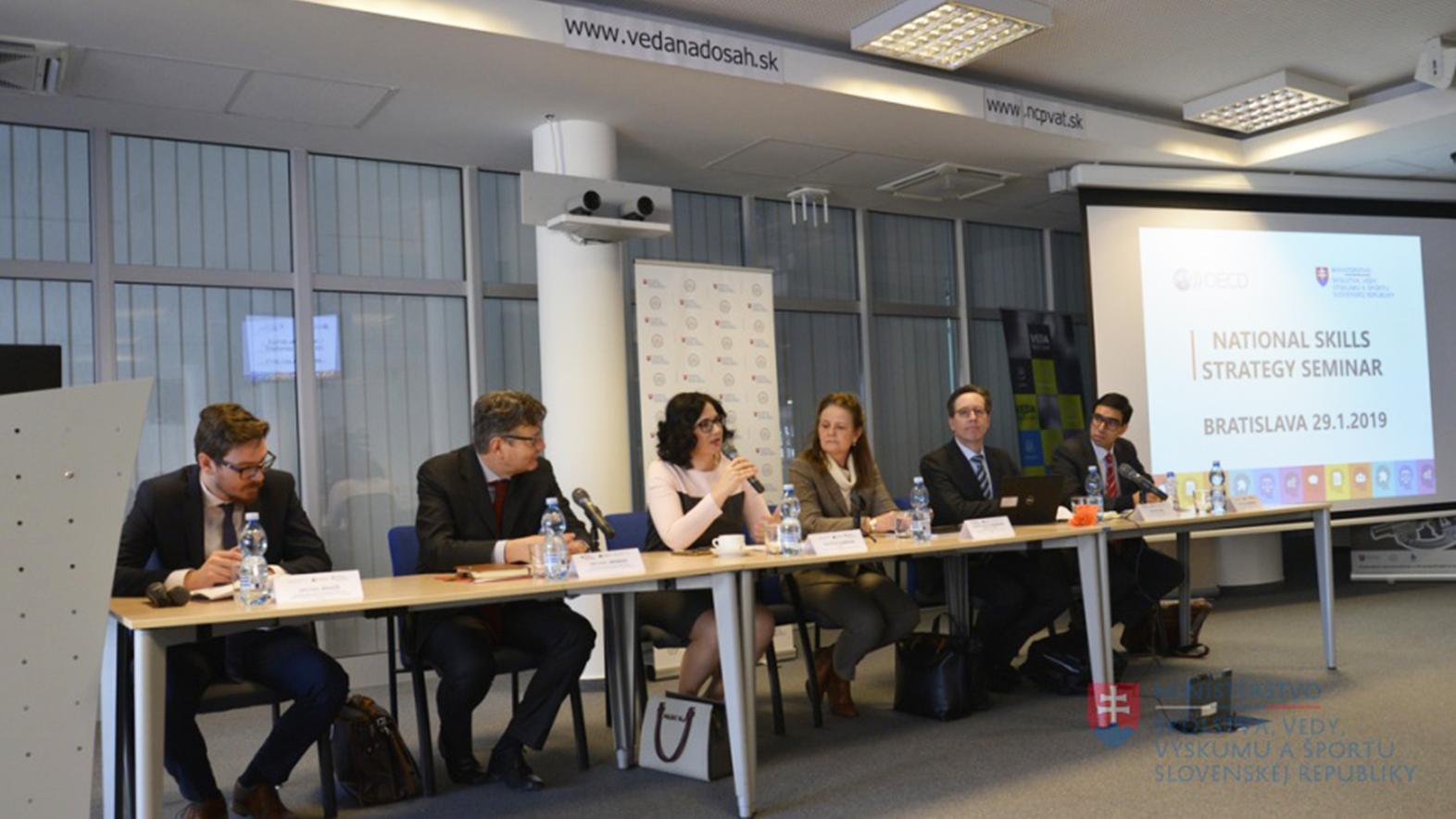 Rezort školstva začal spoluprácu s OECD na vytvorení Národnej stratégie zručnost