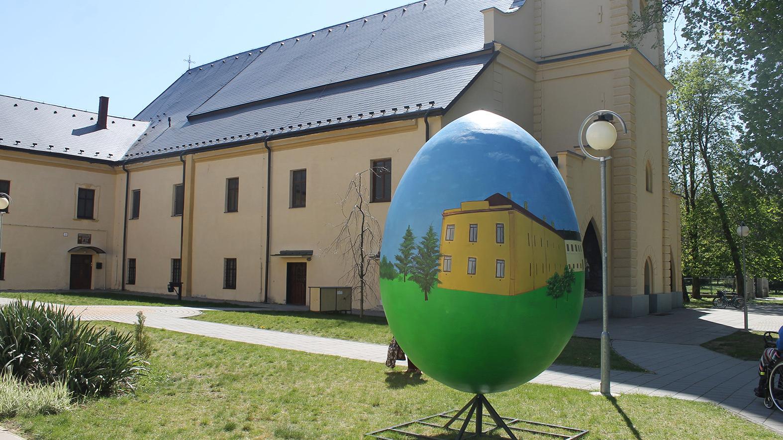 Veľkonočné dekorácie v meste Trebišov