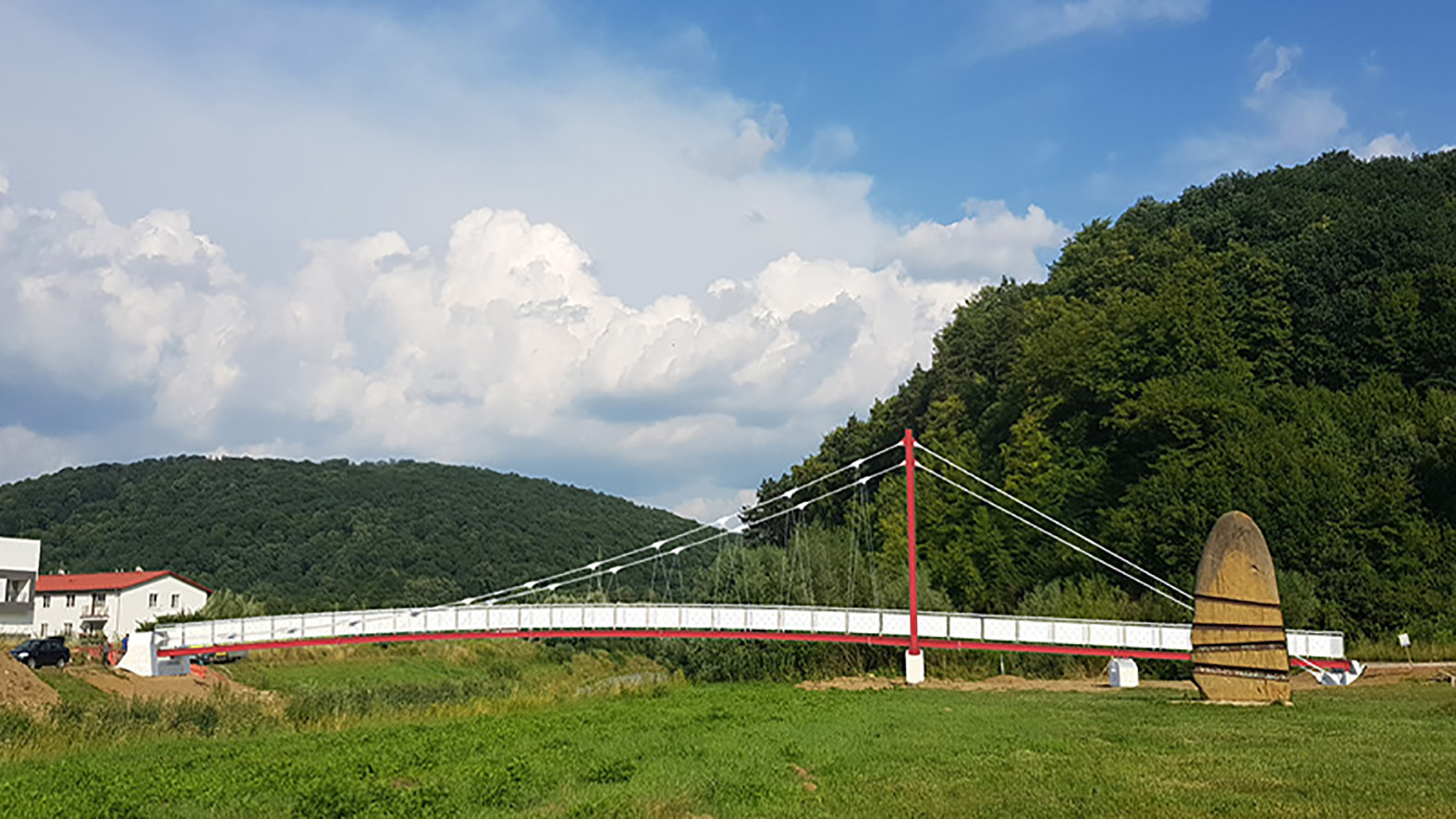 V meste pribudli pre peších a cyklistov dve nové lávky cez Torysu