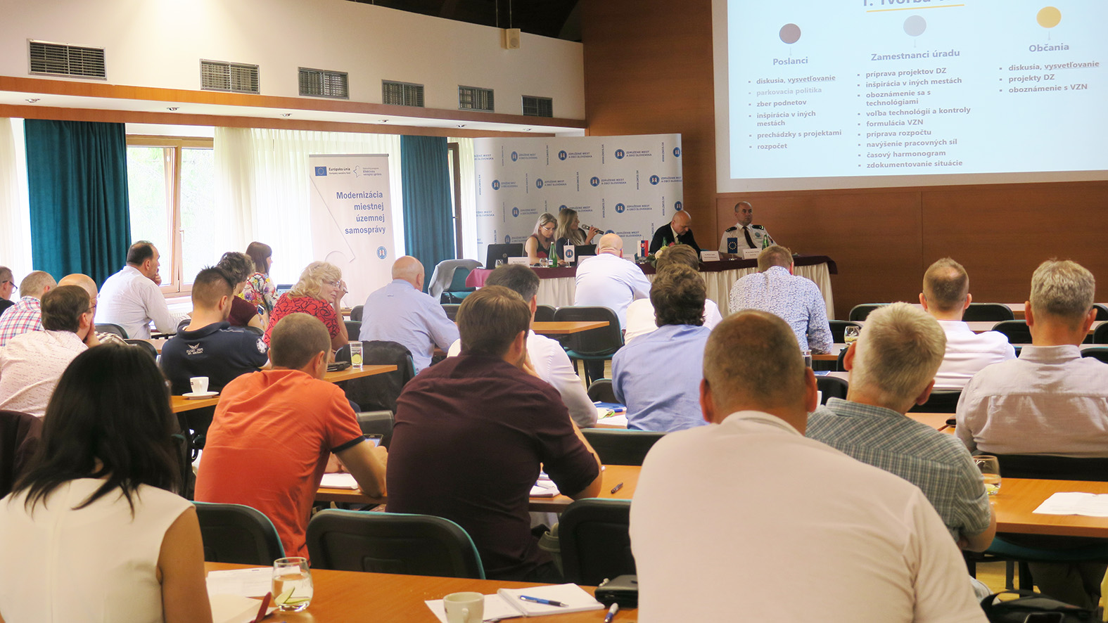 Parkovacia politika v centre pozornosti