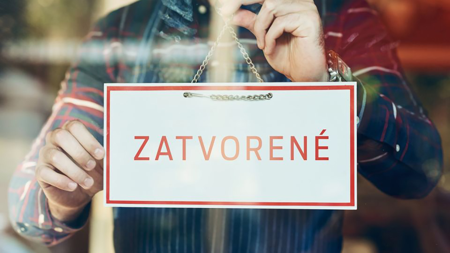 Zrušené predajne v Novohrade môžu podľa starostov negatívne ovplyvniť rozvoj 