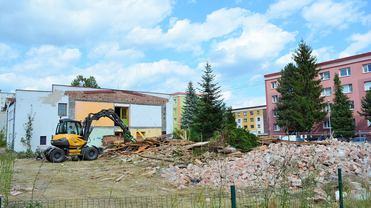 Začína výstavba nového komunitného centra v Detve 