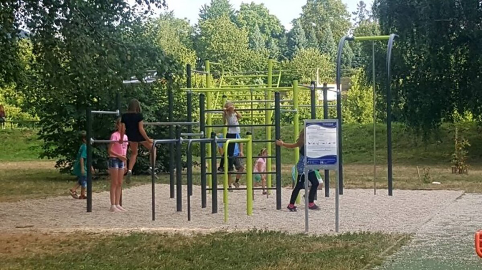 V Humennom vzniklo workoutové ihrisko, pribudne rozsiahla trávnatá plocha