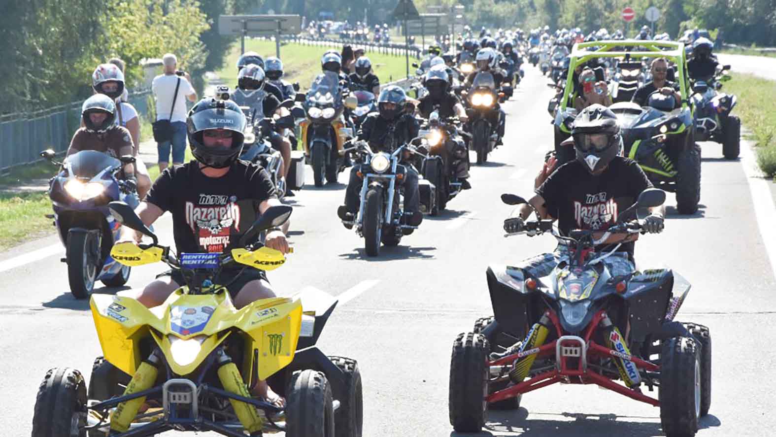 Kyvadlová doprava na medzinárodný Motozraz