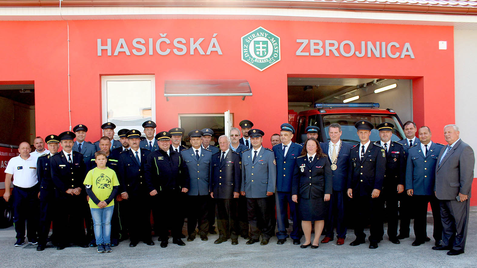 Šurianskym dobrovoľným hasičom odovzdali vynovené priestory