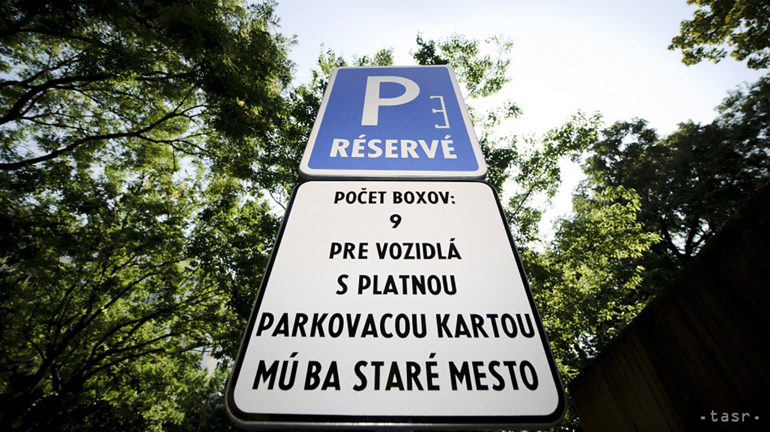 Rezidenti v Starom Meste nájdu parkovacie miesta ľahšie