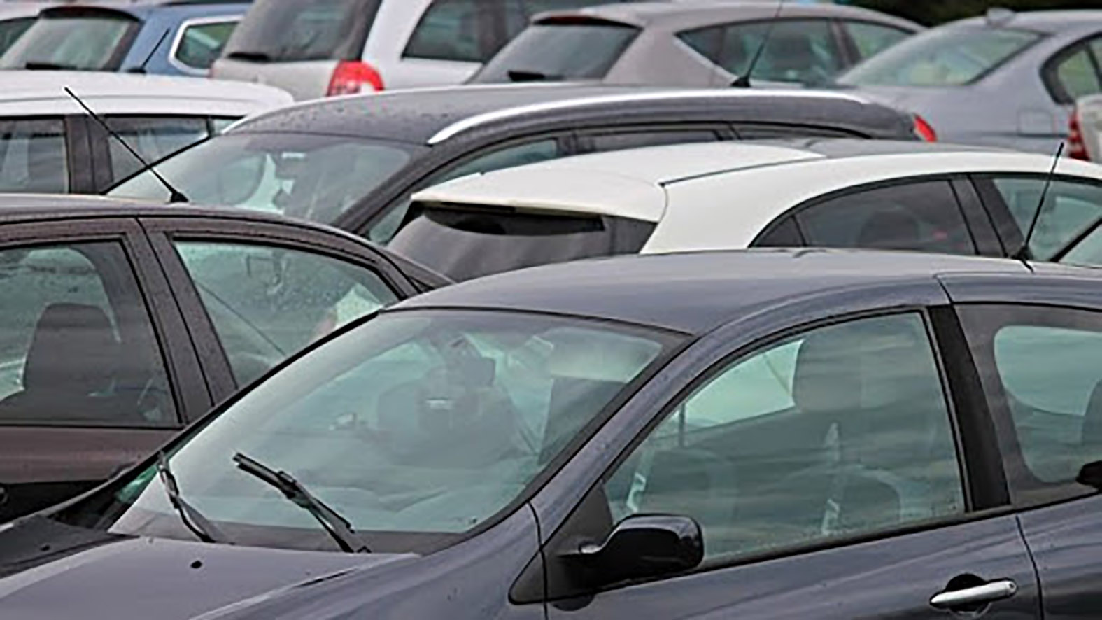 V Senici pribudne 50 parkovacích miest