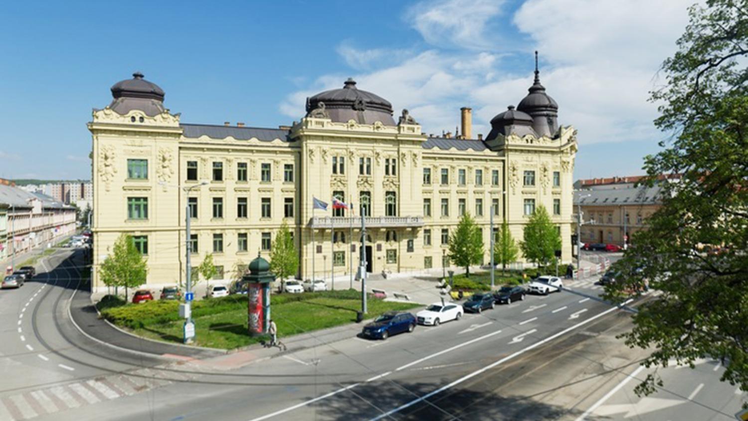 Košický kraj pokračuje v obnove budov stredných škôl