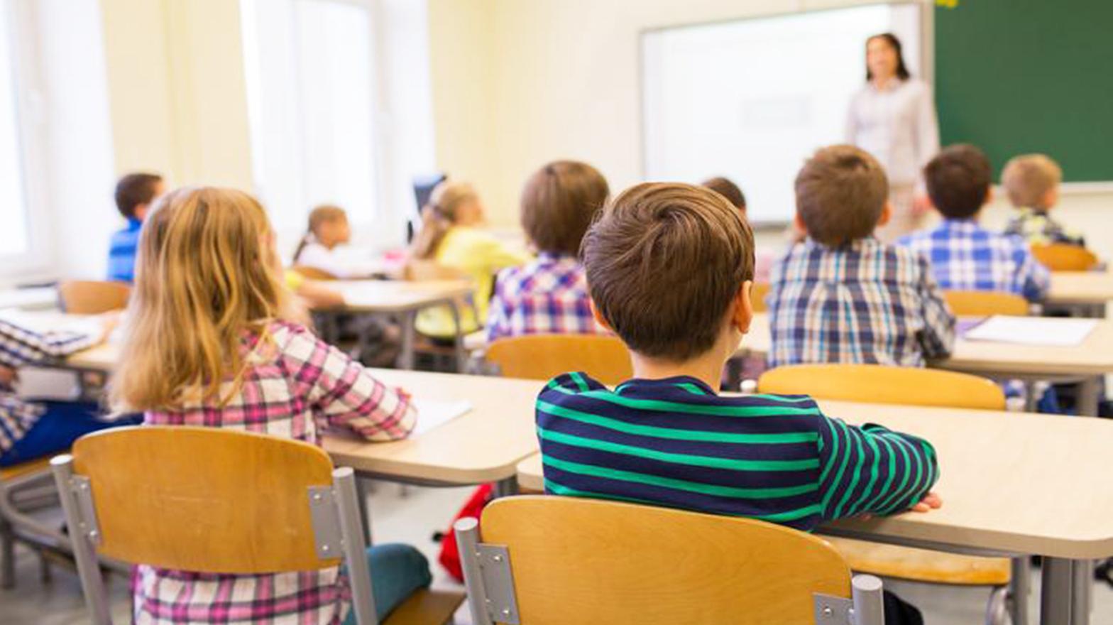 Samosprávy doplácajú na chod základných škôl milióny eur