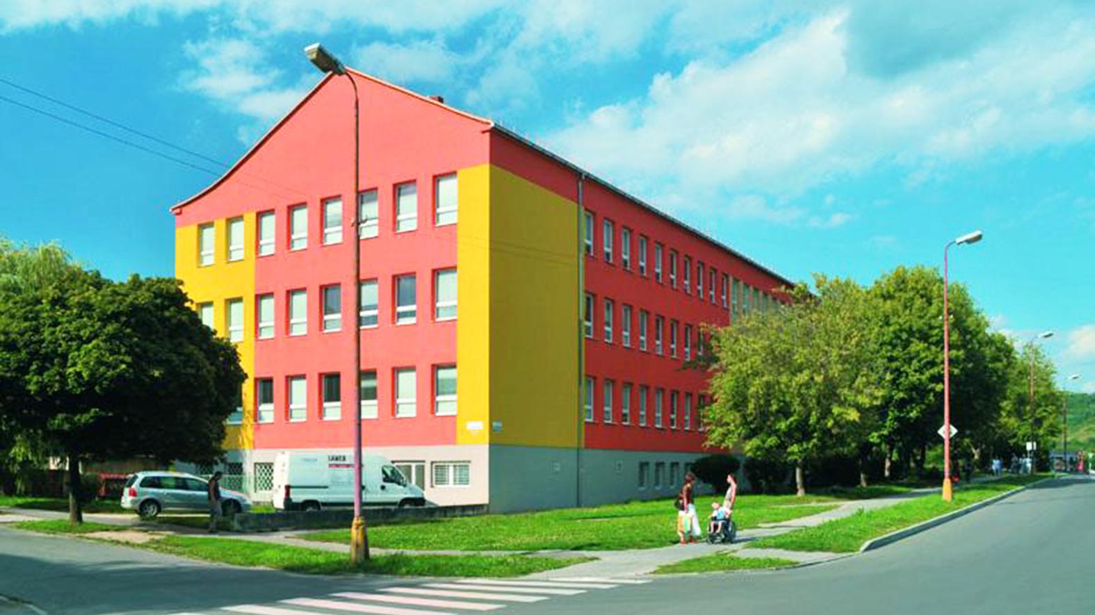 Mesto zámenou získa pozemky pri gymnáziu