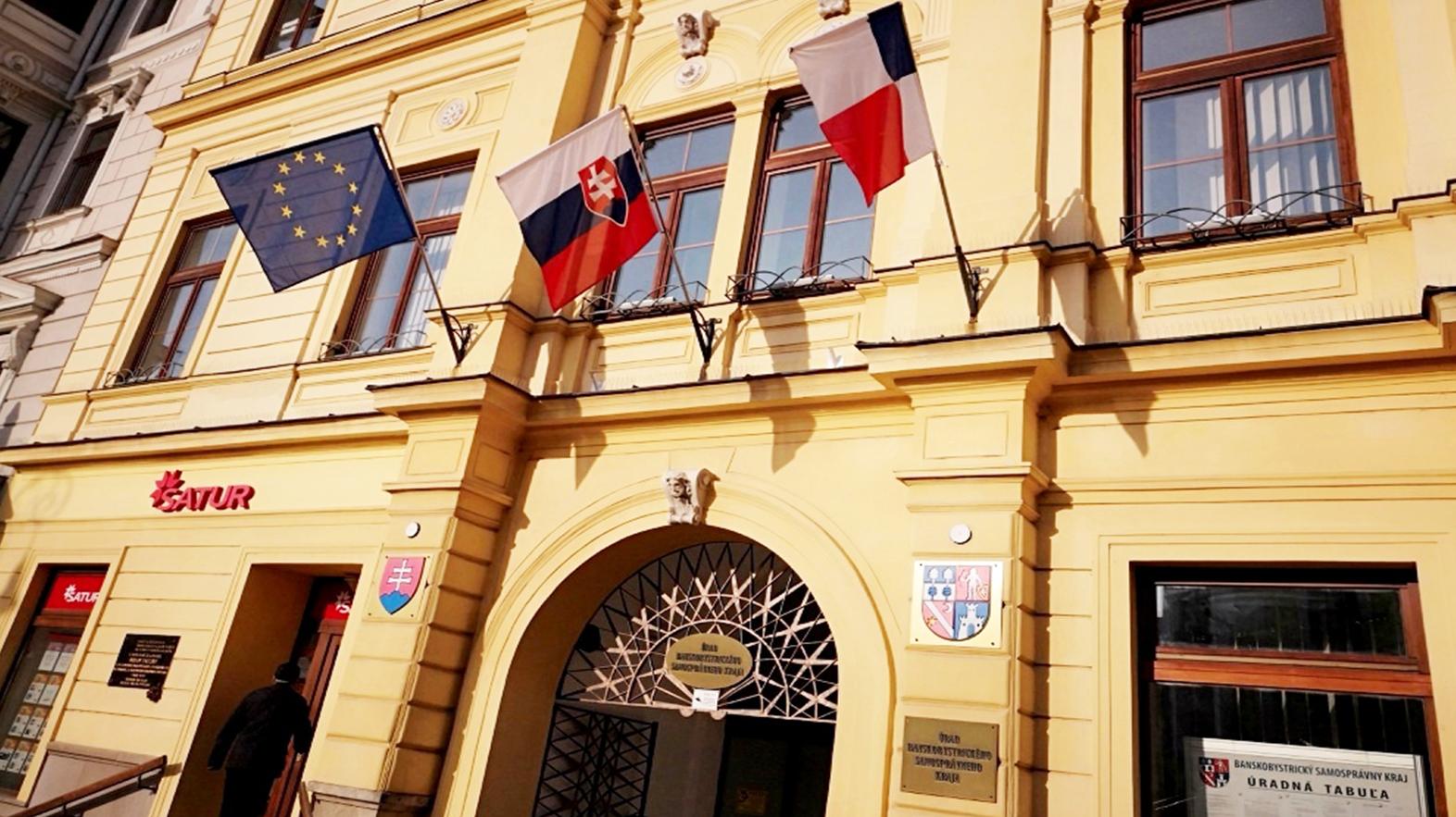Banskobystrický kraj poskočil v rebríčku transparentnosti o tri priečky