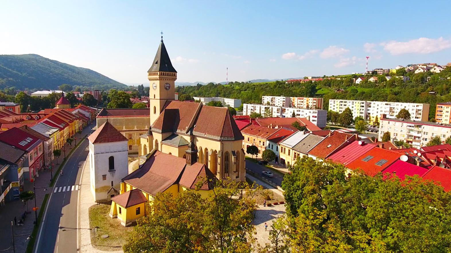 Mesto doplatilo za odpad, niekoľko investičných akcií odložilo