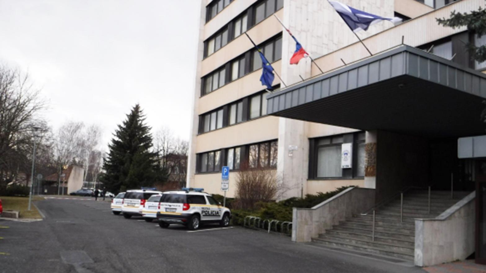 Mestskí poslanci schválili vystúpenie mesta zo ZMOS-u a vstup do ÚMS