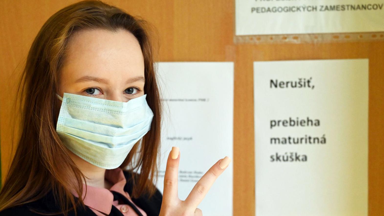 V kraji maturuje tento rok 3 055 žiakov, 203 z nich prezenčne