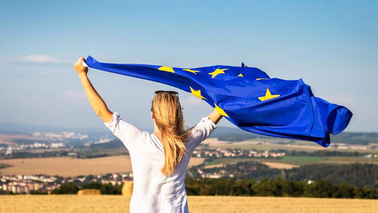 Slováci dobre poznajú pojem občan EÚ aj svoje práva v Únii