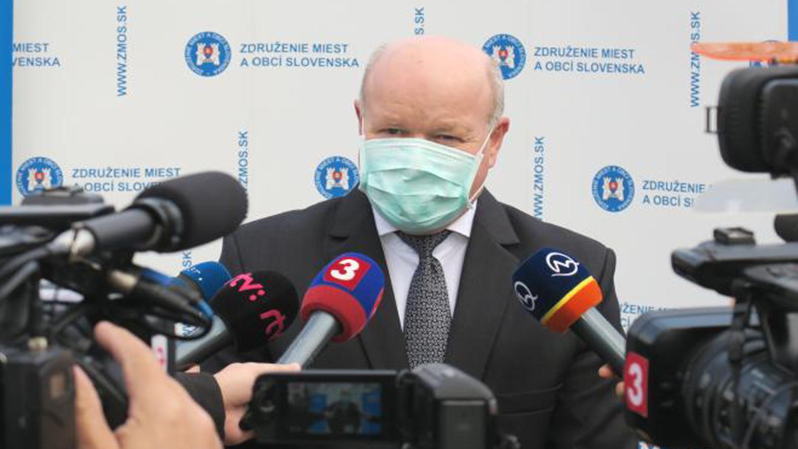 O problematike voľby kontrolórov musíme informovať
