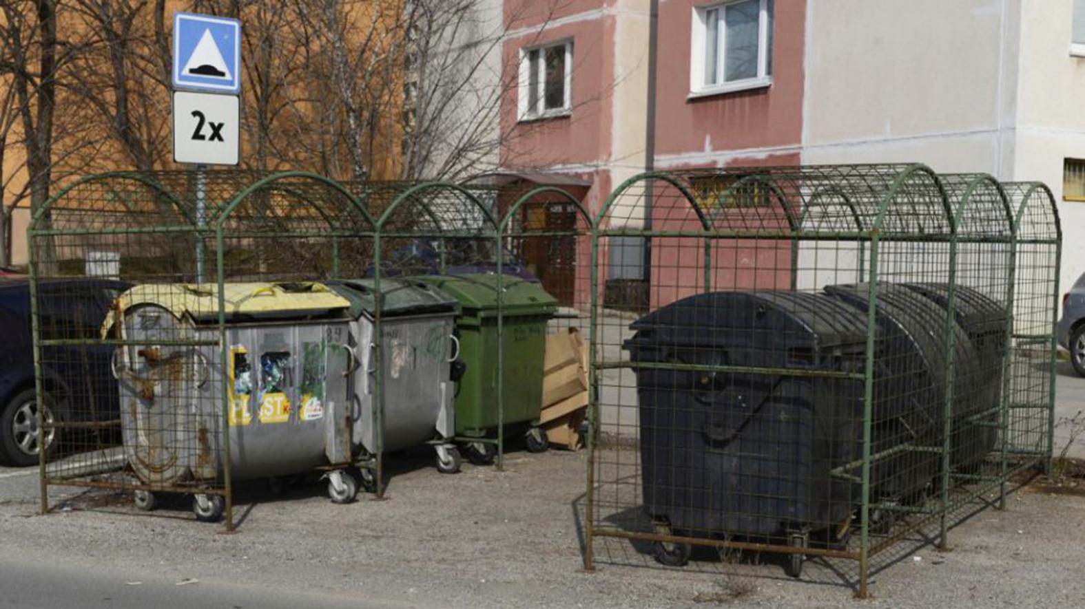 Stav okolia kontajnerových stojísk je dlhodobo neudržateľný