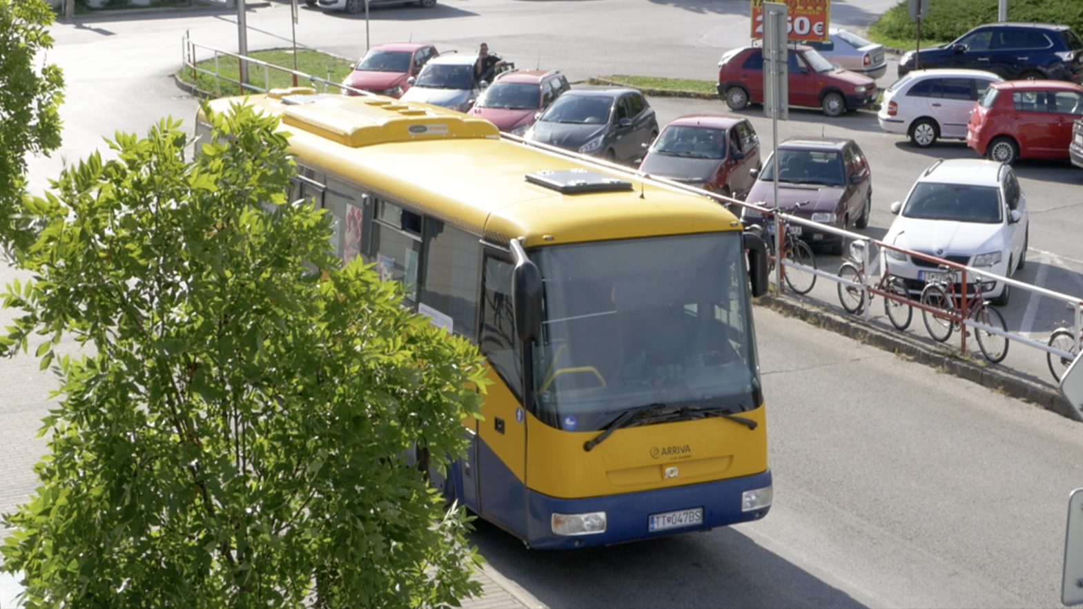 Prímestské autobusy budú jazdiť v prázdninovom režime
