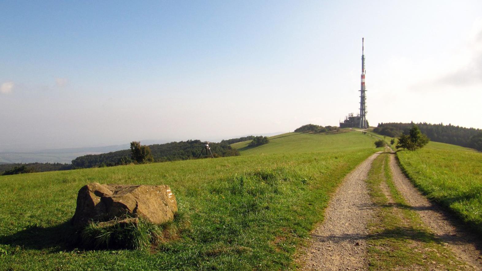Lesníci sprístupnia Veľkú Javorinu výstavbou novej cyklotrasy