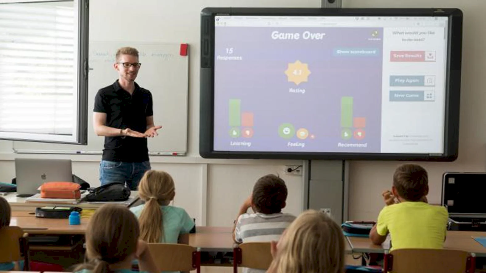 Rezort školstva už odoslal peniaze na digitálne vybavenie škôl